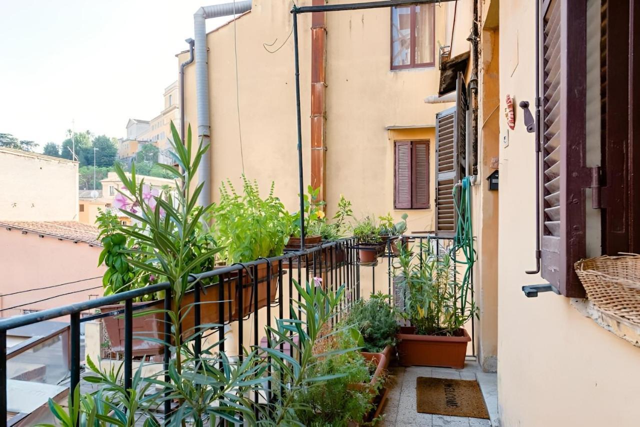 Giulia Apartment In Trastevere Ρώμη Εξωτερικό φωτογραφία
